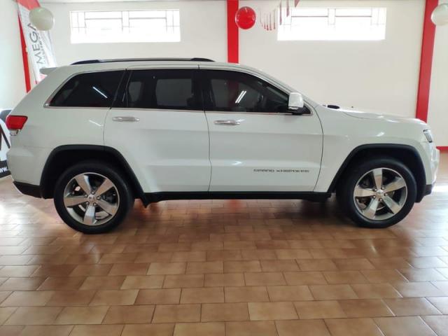 JEEP GRAND CHEROKEE 3.6 LTD 4X4 V6 24V GASOLINA 4P AUT - Foto 16