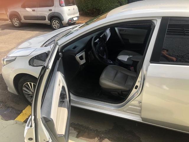 Vende-se Corolla 2016, Automático Prata GLI 1.8 com os Opcionais do XEI - Completo - Foto 6