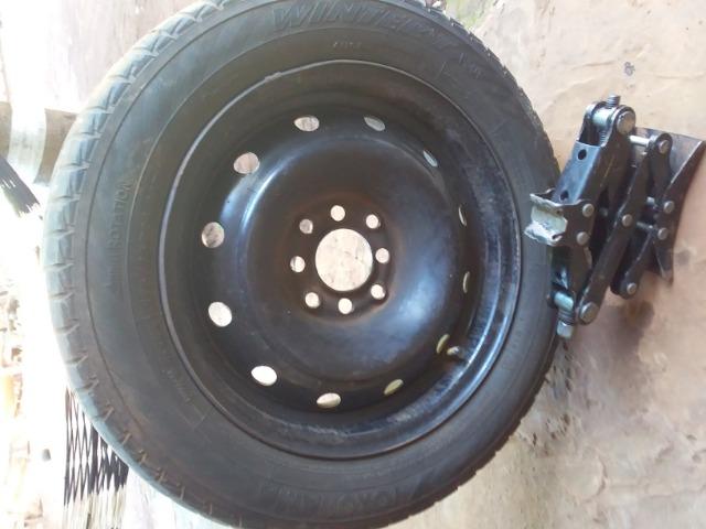 Vendo estepe aro 14 da forde mais macaco muito bom - Foto 3