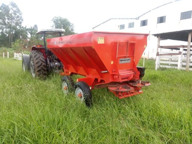 Adubadeira e Calcariadeira Ipacol Semi nova / 7,500 toneladas - Foto 4