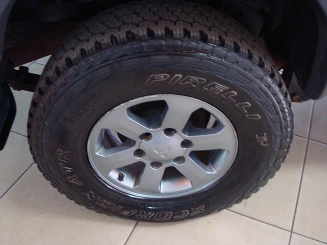 Mitsubishi L200 2.5 Gl 4X2 Cd 8V Turbo 2012 - Foto 9