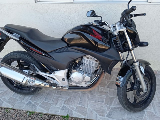 HONDA CB 300R