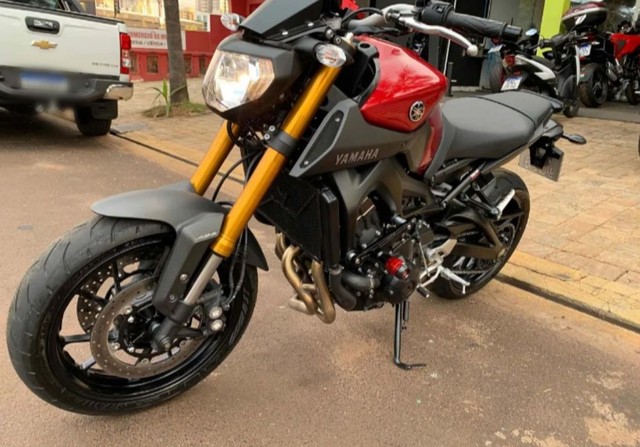 YAMAHA MT-09 2018