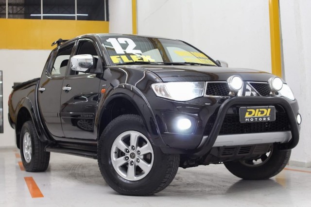 MITSUBISHI L200 TRITON 3.5 4X4 2012