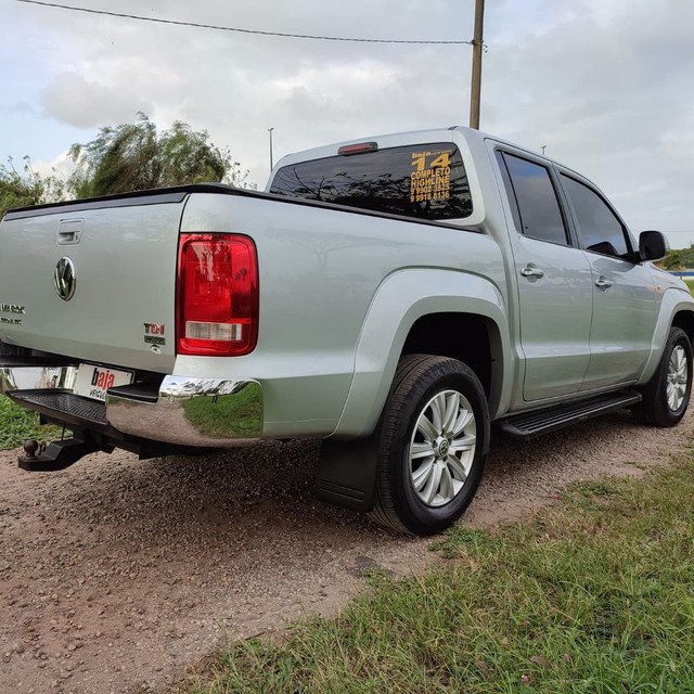 VW AMAROK HIGHLINE TURBO DIESEL 4X4 COMPLETO ANO 2014