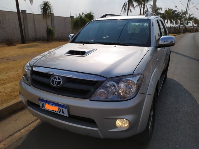 TOYOTA HILLUX SW4 3.0 2006 DIESEL AUTOMÁTICO