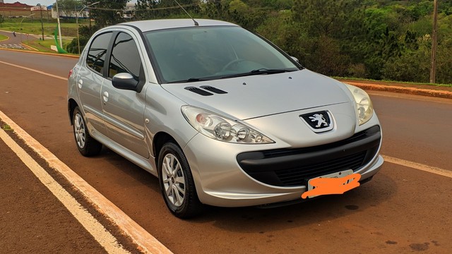 PEUGEOT 2010 XR 1.4