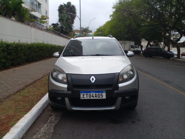 SANDERO STEPWAY 1.6 COMPLETO