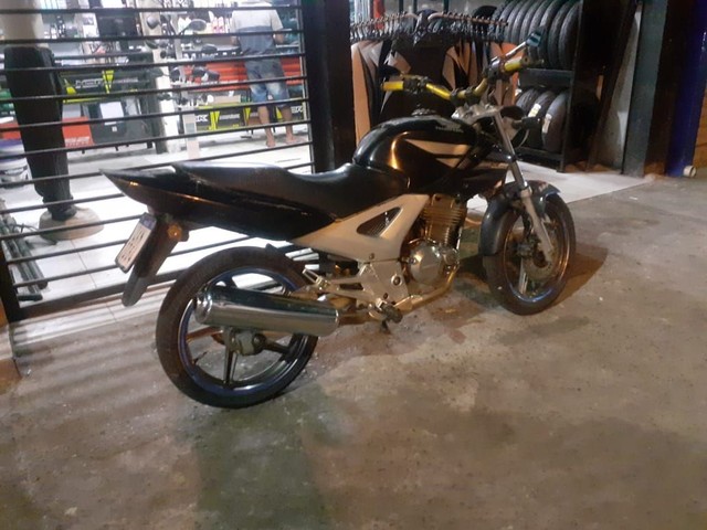 TWISTER CBX250