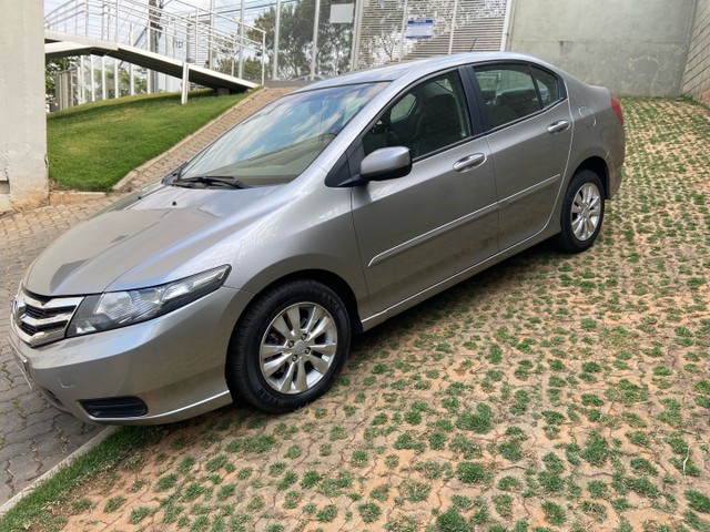 HONDA CITY AUTOMÁTICO 2013