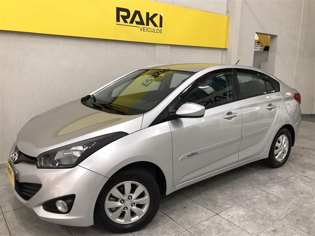 HYUNDAI HB20S 1.6 COMFORT PLUS 16V FLEX 4P MANUAL
