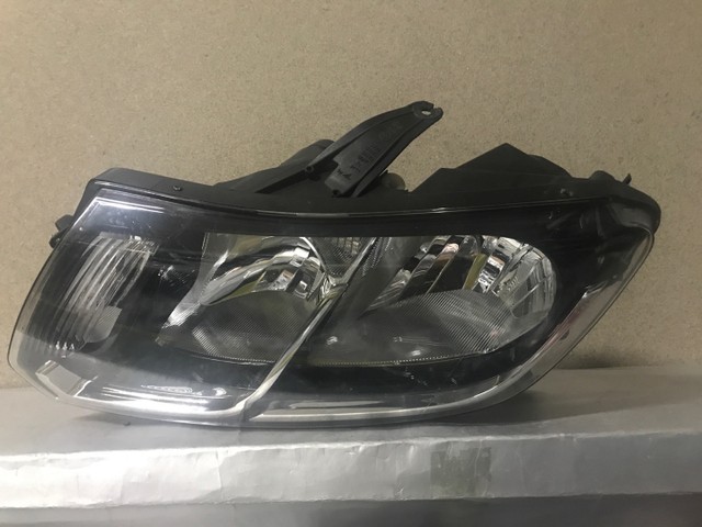Farol Renault Sandero/Logan - Foto 4