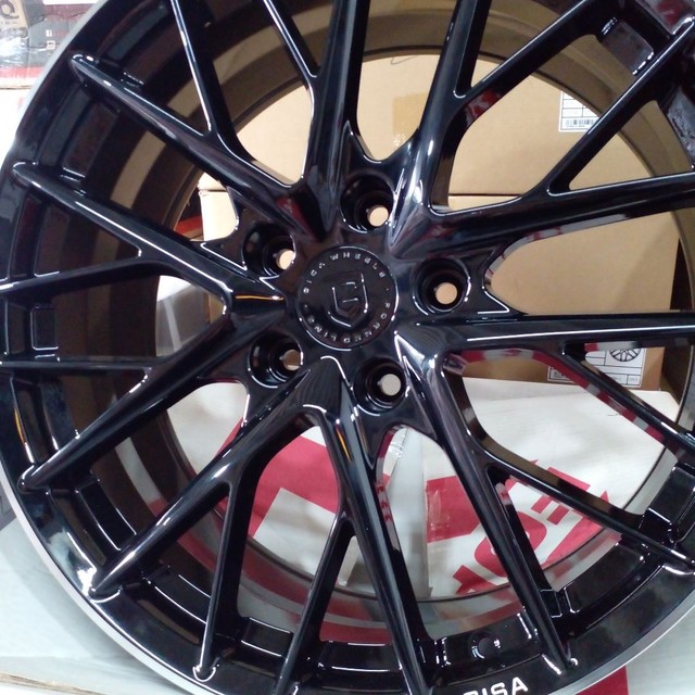Jogo de rodas Roda Gisa FF6046 P/ 911/992 Preto Brilhante 5x130 - 20x8,5 e 21x11 - Foto 5