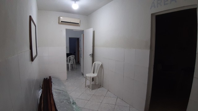 Casa para venda possui 170 metros quadrados com 4 quartos em Luzia - Aracaju - Sergipe - Foto 11