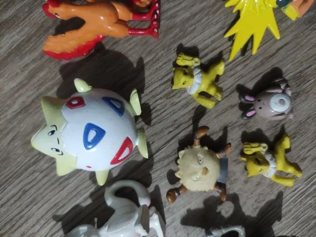 Bonecos Pokemon Caçulinha, Tomy e outros - Hobbies e coleções - Carijós,  Conselheiro Lafaiete 1238915436