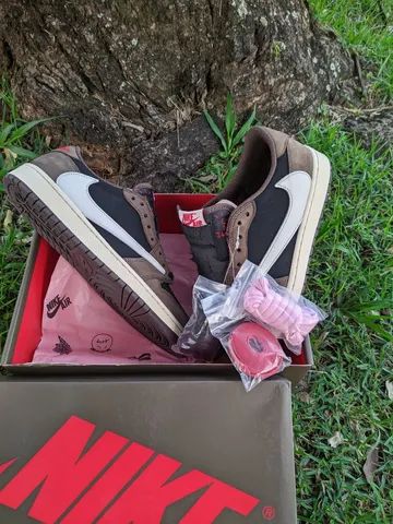 Air Jordan 1 Low X Travis Scott 'Dark Mocha' - Foto 4