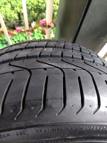Pneu 295 30 R 19 100y Pirelli  Pzero Semi Novo aro 19 - Foto 2