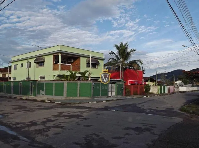 Casa com 3 dormitórios à venda, 313 m² por R$ 1.650.000,00 - Centro - Ubatuba/SP