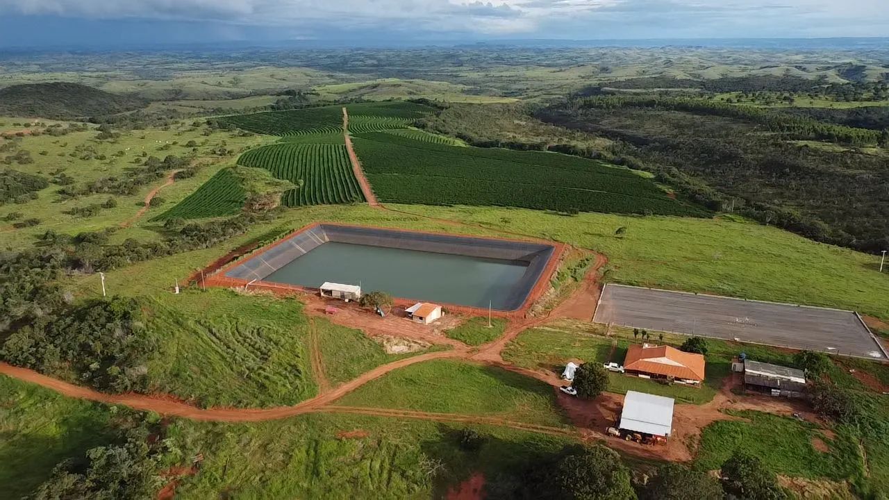 FAZENDA GRANDE COM 1.670HECTARES PRA DUPLA APTIDÃO, PRODUÇÃO DE CAFÉ E PECUÁRIA!! - Foto 2