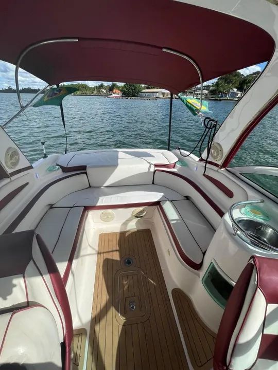 lancha evolution 265 pés  ano 2005 com 723hrs mercruiser 5.0 com deck ampliado - Foto 12