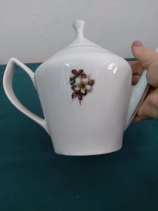 Bule de porcelana com flores POZZANI - Foto 3