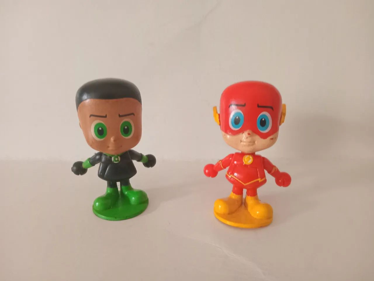 Bonecos dupla de herois