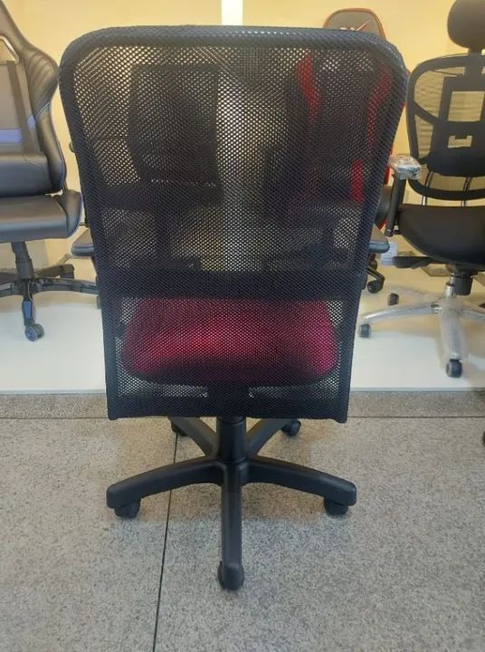 Cadeira Diretor com Encosto de Tela - Foto 4