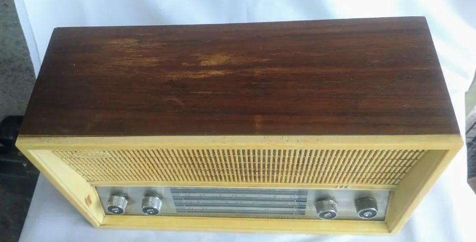 Vintage - Rádio Campeão mod. Itamaraty - anos 60 , funcionando - Foto 3