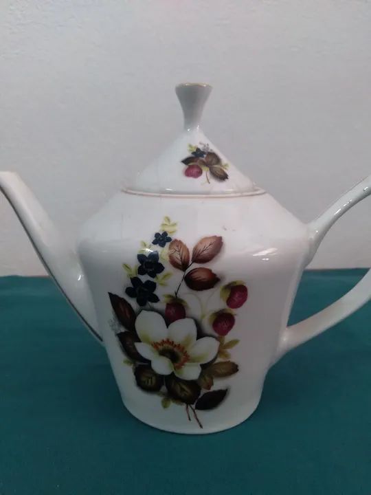 Bule de porcelana com flores POZZANI
