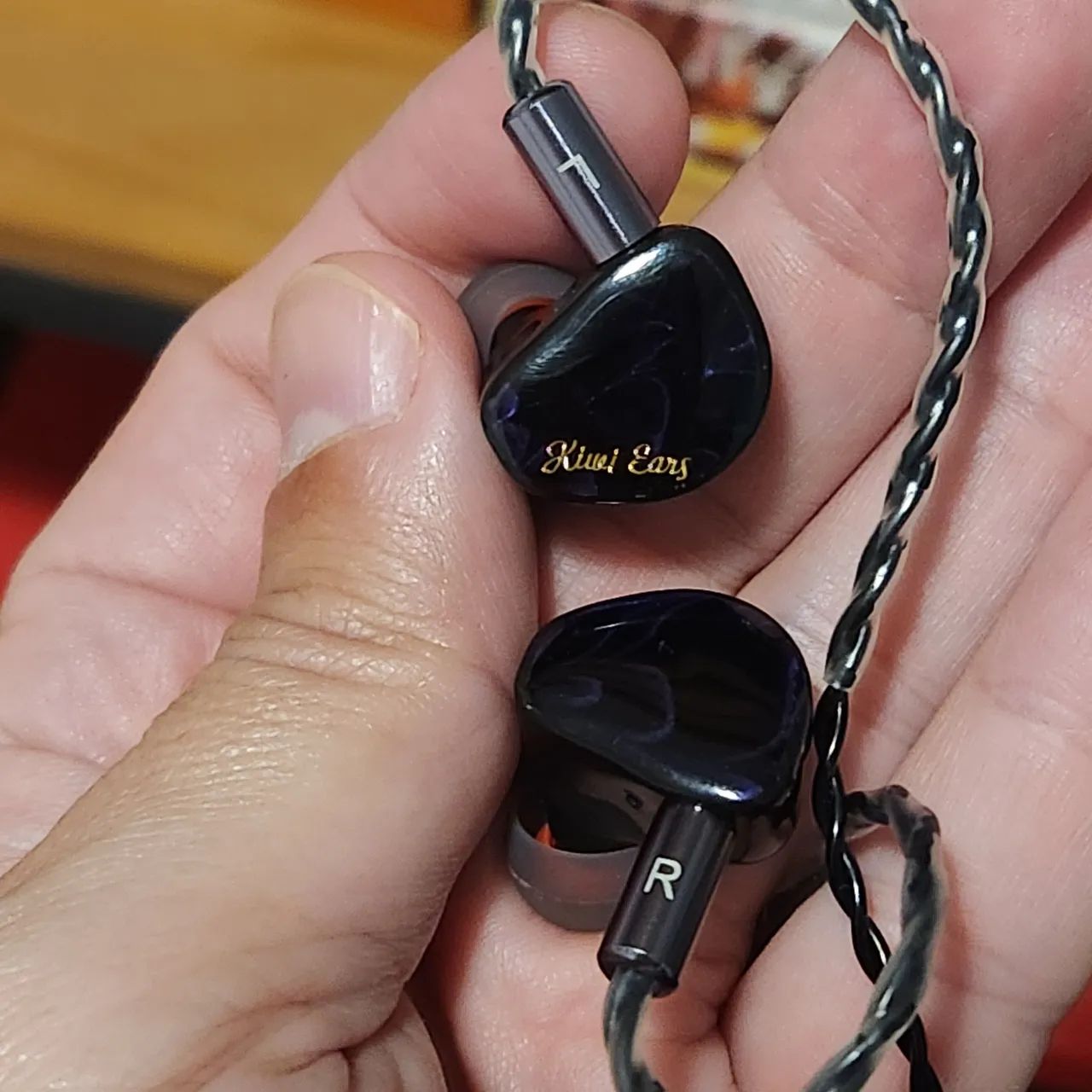 Fone intra-auricular Kiwi Ears Cadenza