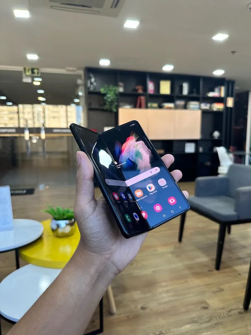 Samsung Galaxy Z Fold 3 256gb - R$3890,00 ou em até 12x no cartão  - Foto 4