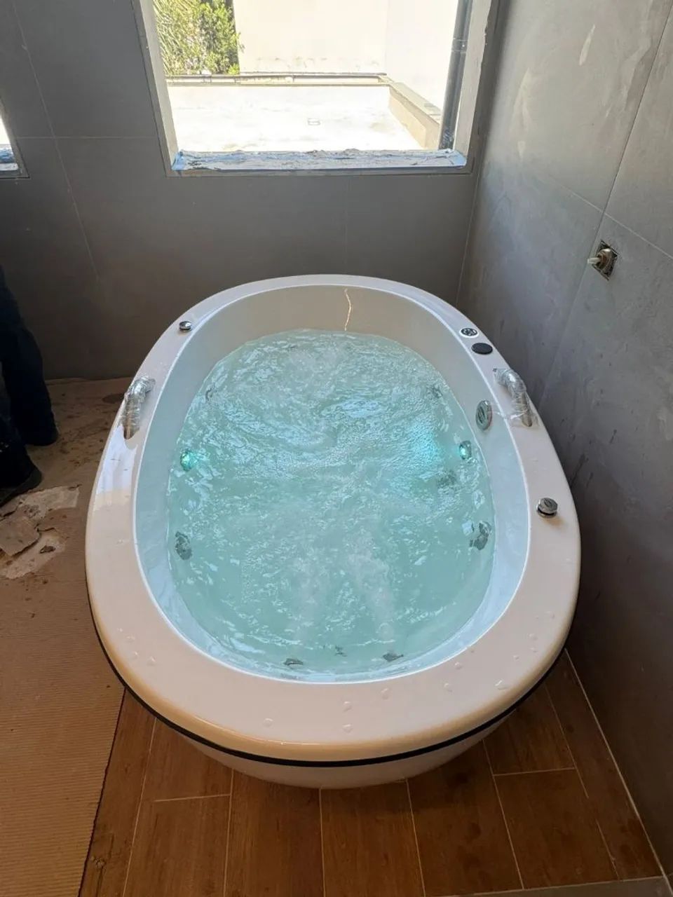 Banheira de hidromassagem para área externa