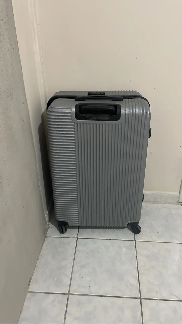 Vendo mala grande 300 reais * - Foto 2