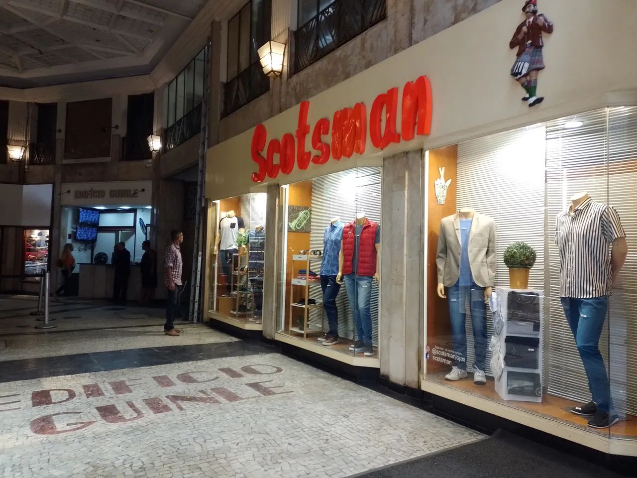 Ponto comercial/Loja/Box para aluguel tem 66 metros quadrados em Centro - Rio de Janeiro - - Foto 4