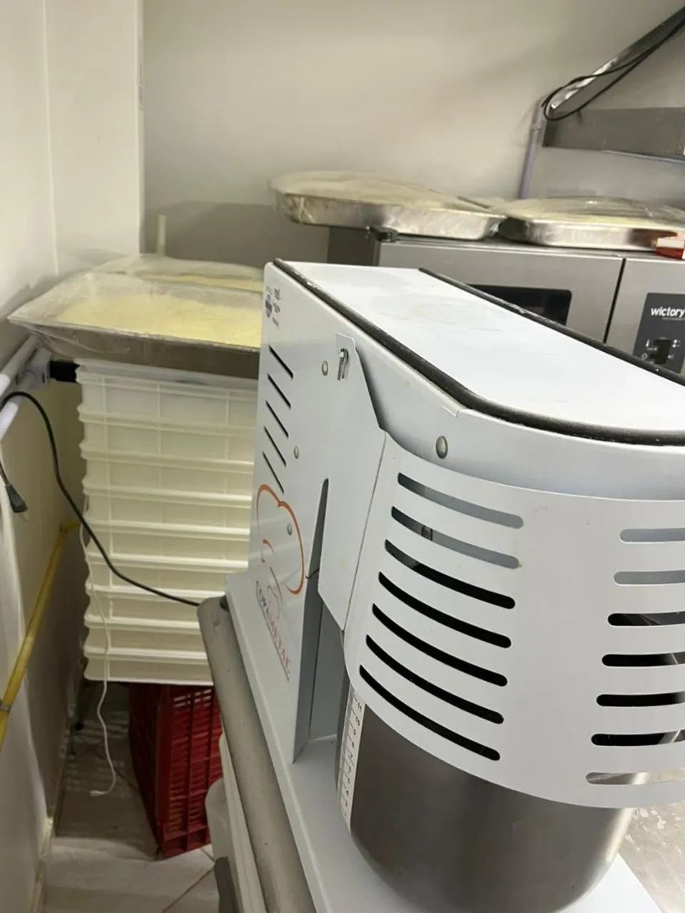 BATEDEIRA PLANETARIA 12KG - Foto 2