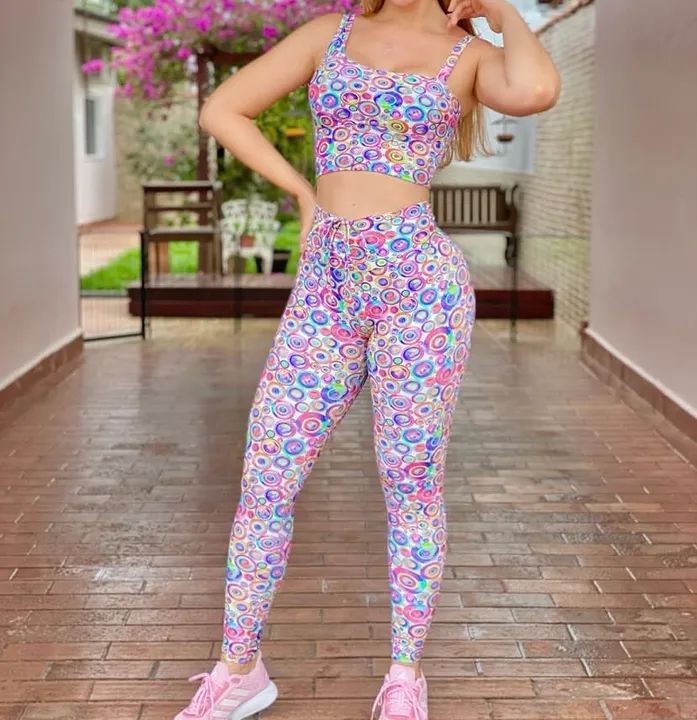 Conjunto legging e top - veste P e M - Marca Anne Fitness