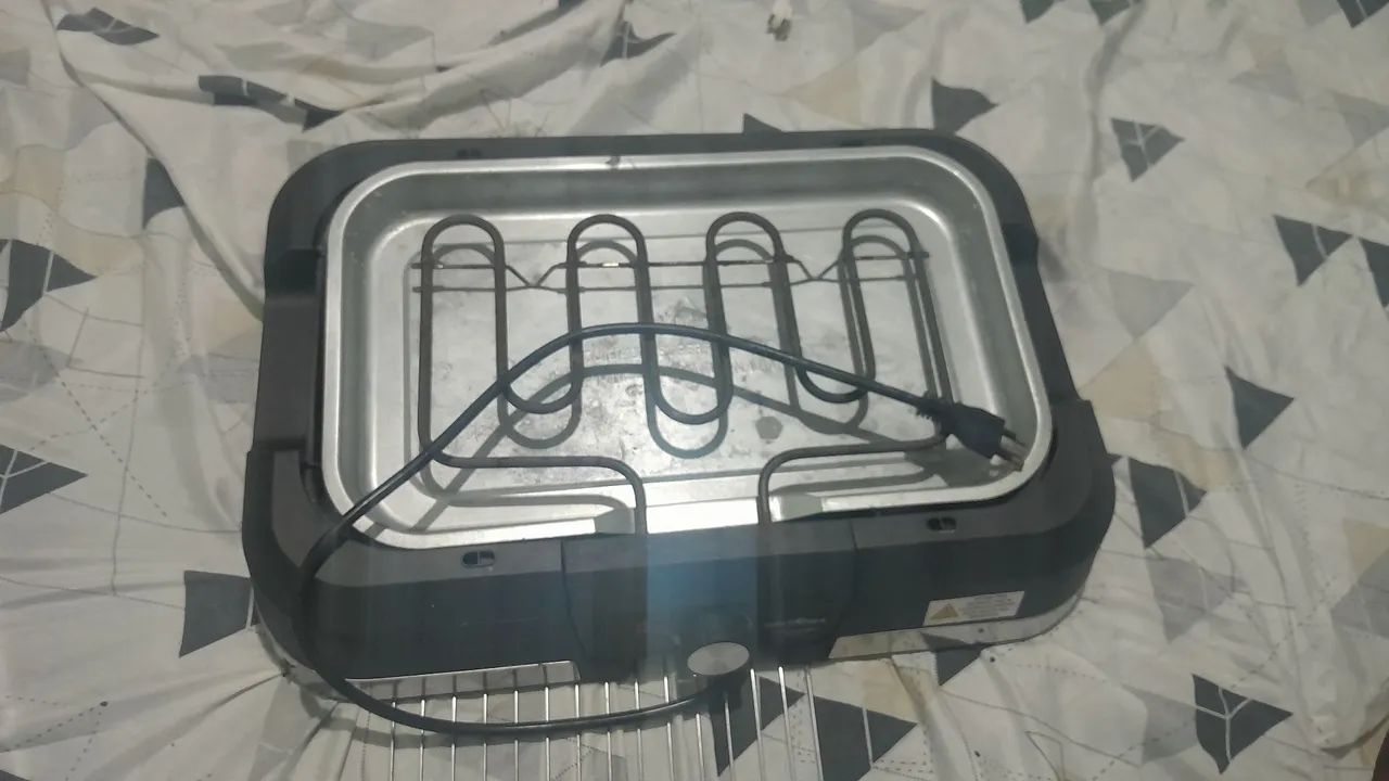 Churrasqueira elétrica Britânia  - Foto 4