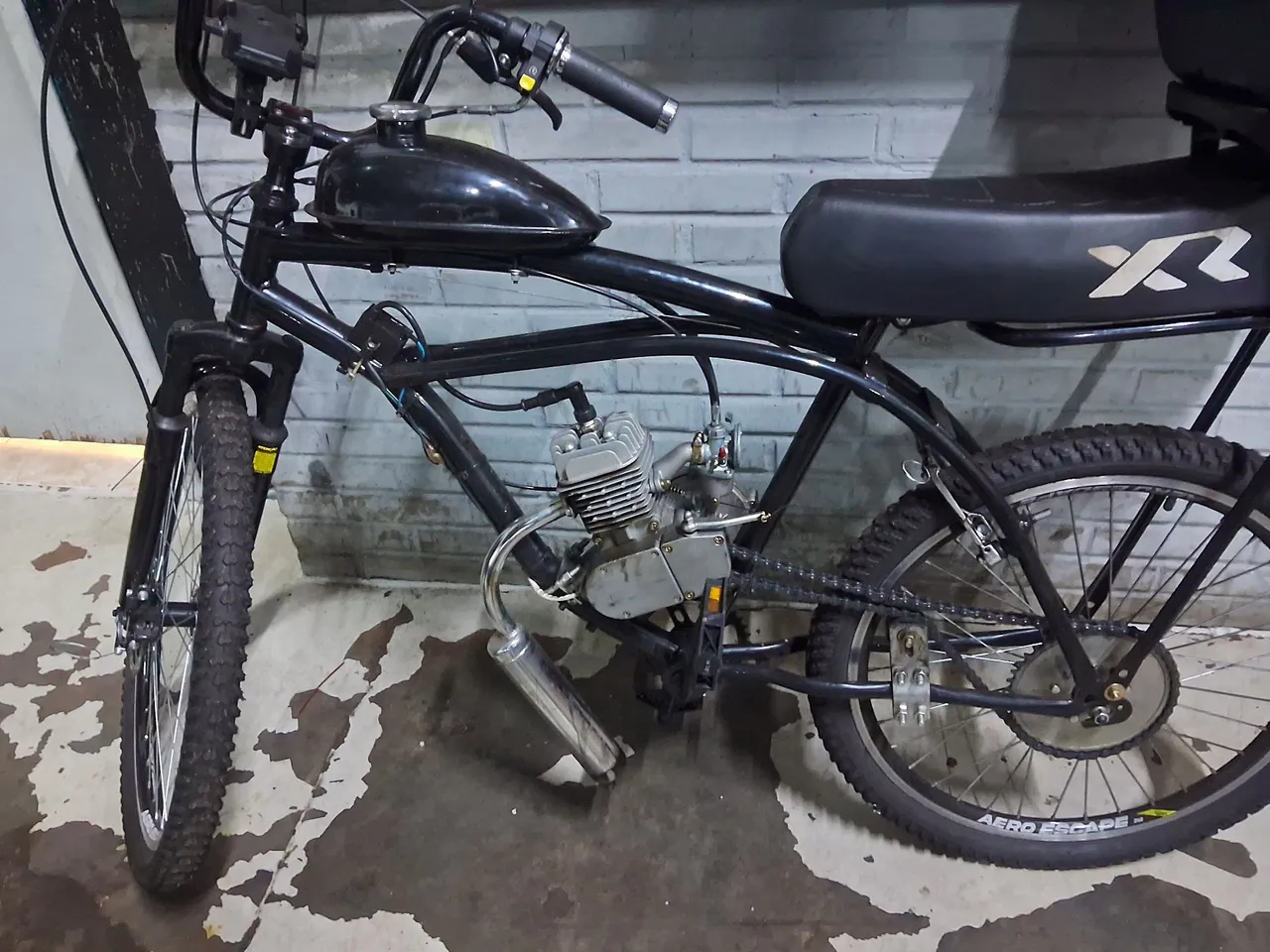 Bicicleta Motorizada - Aero Escape