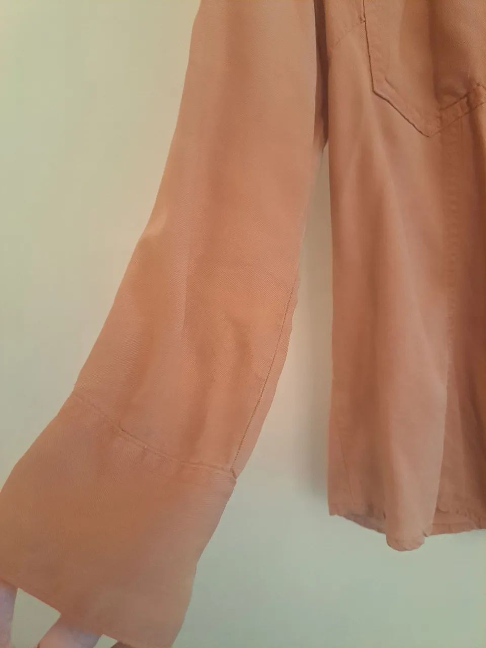 Camisa mostarda feminina - Foto 4