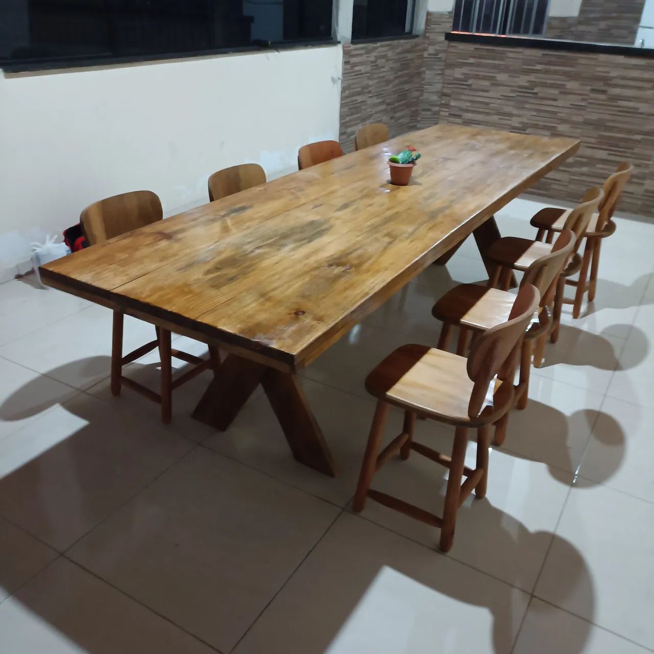 Mesa de Jantar Rústica de Madeira