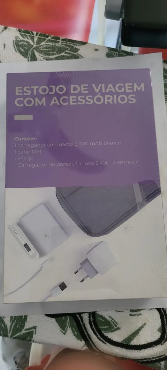 Kit Viagem com Carregador Portátil e Acessórios