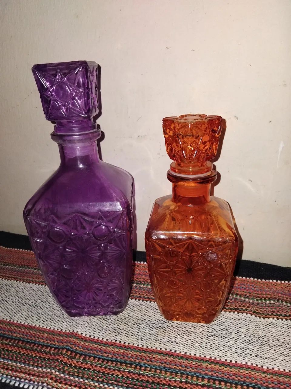 Garrafas Decorativas Vintage - Lilás e Laranja