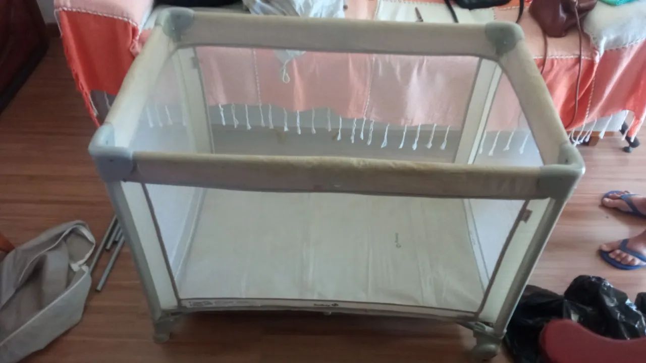 Berço Portátil Safety 1st Mini Play Desmontável - Foto 4