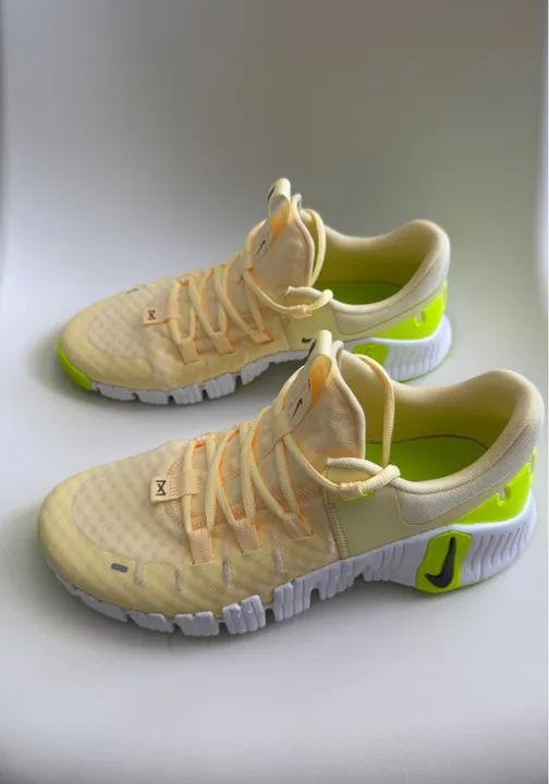 Tênis Nike Free Metcon 5 Feminino Tam. 40