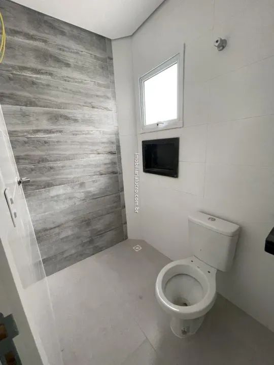 Cobertura Duplex! 2 Dormitórios sendo 1 Suíte, com Elevador! - de 530.000 por R$ 495.000! - Foto 7