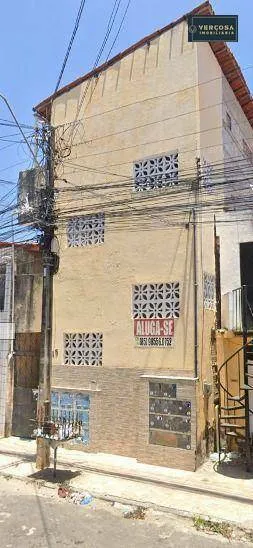 Imóvel com 09 apartamentos estilo Kitnets, todos alugados, à venda por R$ 550.000,00