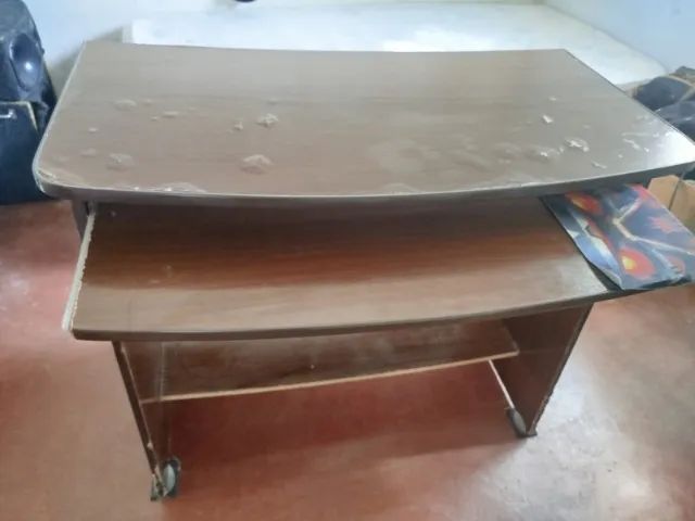 DESK FOR COMPUTER64960523268609121