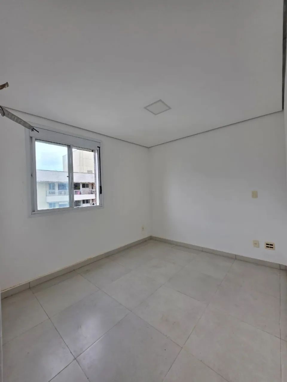 Ap de 135m² com 04 quartos á VENDA