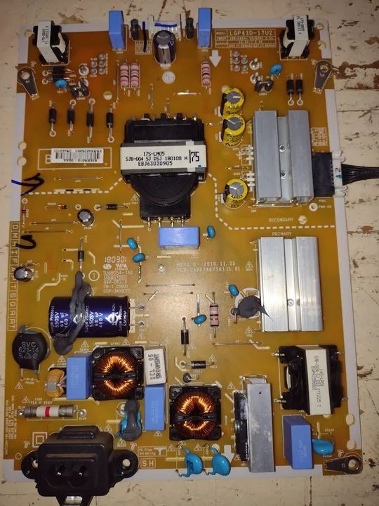 Placa tv LG 43uj6565 todas funcionando perfeitamente  - Foto 4