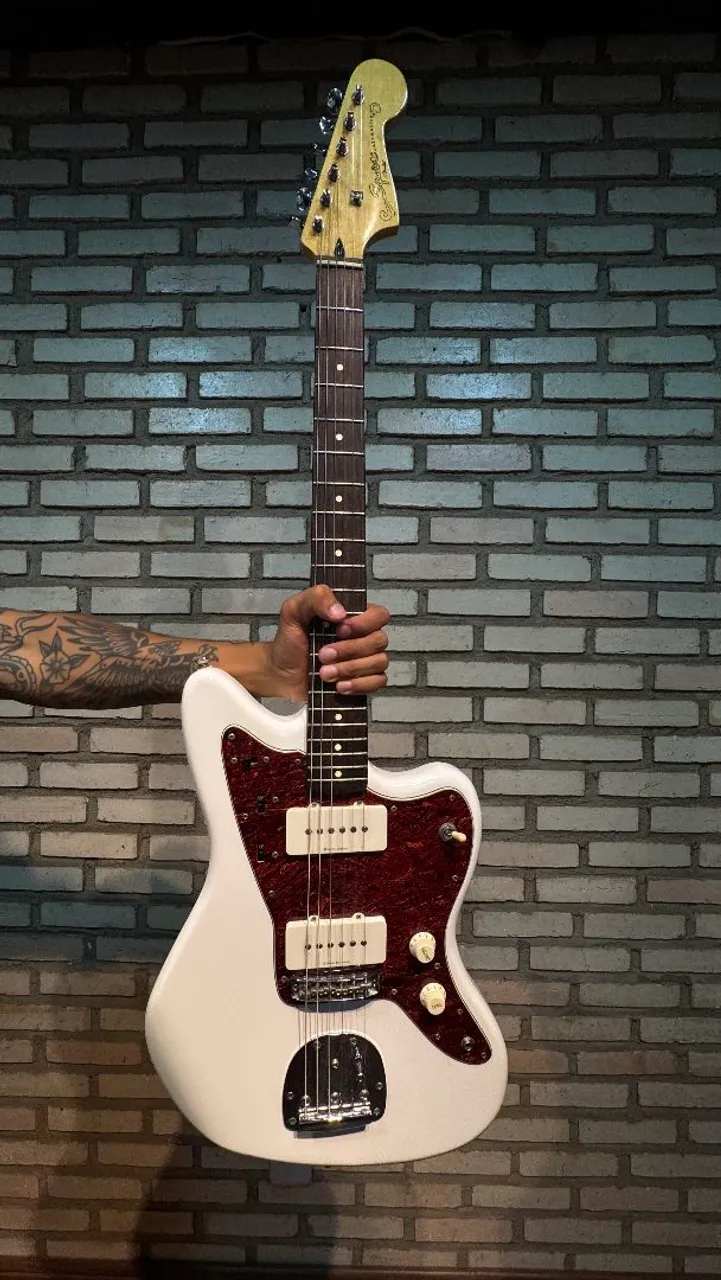 guitarra squier jazzmaster